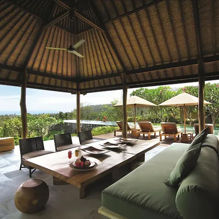Qunci Villas Resort Mangsit Exterior photo