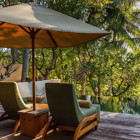 Qunci Villas Resort Mangsit Exterior photo
